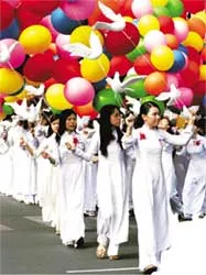 Giương buồm ra khơi...