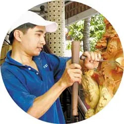Người biến củi thành vàng