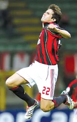 Tin bóng đá ảnh 1