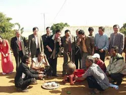 Niềm vui từ những buôn làng