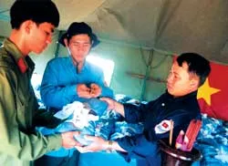 Ngày xuân đi tìm đồng đội trên đất bạn