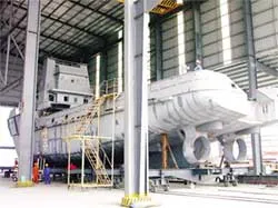 Gom được trên 1.000 tấn dầu vón cục