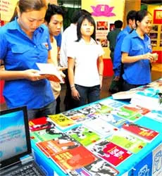 Phải chuyển từ độc thoại sang đối thoại ảnh 1