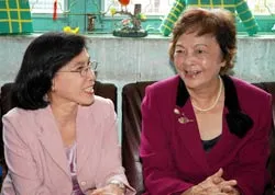 Giỏ thuốc dạo nuôi con thành tiến sĩ