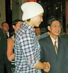 Chiều nay Bi-Rain họp báo