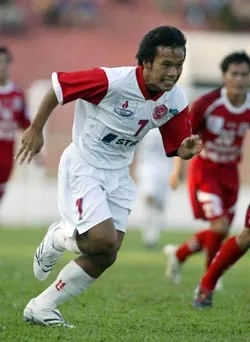 Điểm binh vòng 2 V-League Petro VN Gas 2007 ảnh 1