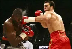 Võ sĩ Vladimir Klitschko bảo vệ thành công đai vô địch quyền Anh hạng nặng IBF ảnh 1