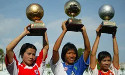 Ai sẽ lên ngôi nữ hoàng? ảnh 1