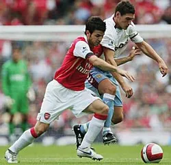 Premier League - 2 trận đấu bù ảnh 3