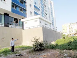 Công ty Đất Phương Nam có xây dựng lấn chiếm rạch?