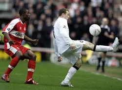 Đội hình mong manh ảnh 2