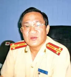 “Nên đi làm và đi học lệch giờ”
