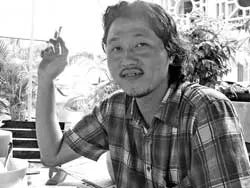 “Giống cha đã khó, khác cha càng khó hơn!”