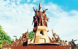 Xây dựng tượng đài “Nam bộ kháng chiến”: Lắng nghe và chờ đợi ảnh 3