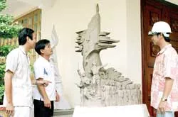 Xây dựng tượng đài “Nam bộ kháng chiến”: Lắng nghe và chờ đợi