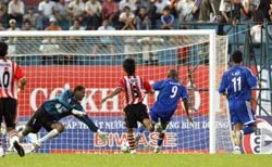 Hai trận đấu muộn vòng 4 V-League Petro VietNam Gas 2007 ảnh 1