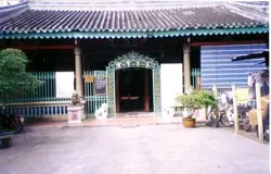 Ông tổ là người Việt?