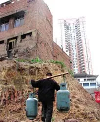 Tiếp tục cuộc chiến “nhà thành đảo”