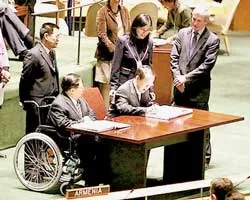 80 quốc gia ký công ước về người khuyết tật