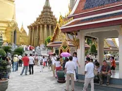 Du lịch nước ngoài giá khuyến mãi