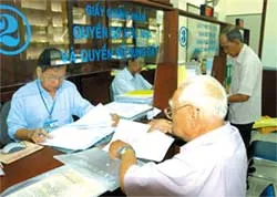 TP Hồ Chí Minh cấp giấy hồng trong 30 ngày