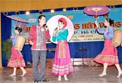 Hội thi Giọng hát vàng toàn ngành du lịch TPHCM 2007: Đông, vui và ấn tượng