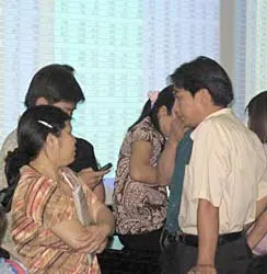 Khi chứng khoán chập chờn… xanh-đỏ