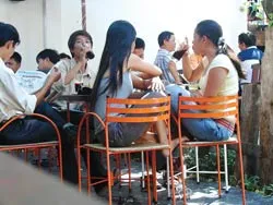 Do luật không nghiêm!