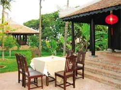 Làng cổ xứ biển