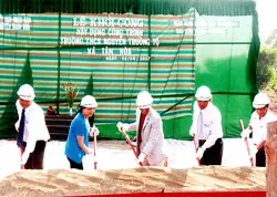 Góp sức “trồng người” ở Tây Nguyên