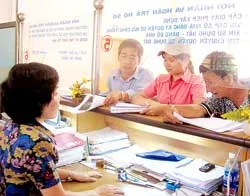 Tránh gây phiền hà cho dân khi cấp giấy hồng mới