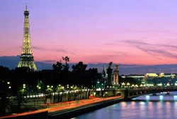 Nhân tài khăn gói ra đi