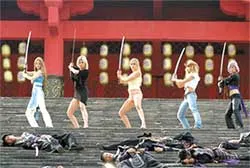 “Sự thật về tình yêu” và “Đấu trường D.O.A” ảnh 2