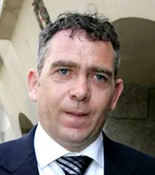 Anh: Xét xử vụ tiết lộ tài liệu mật liên quan Tổng thống Bush