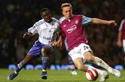 Đôi chân còi cọc ảnh 1