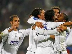 PHẦN THƯỞNG CHO AI BIẾT ĐỨNG DẬY“ ảnh 1