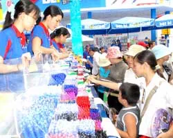 Lễ 30-4, 1-5:Thêm cơ hội mua sắm