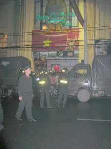 Triệt phá tụ điểm ăn chơi nổi tiếng – vũ trường New Century tại Hà Nội