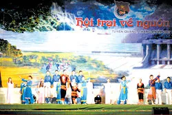 Hành trình về “Thủ đô kháng chiến”