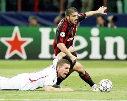 Gattuso: Không phải mèo, mà là bò điên! ảnh 1