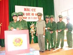 Trên 56 triệu cử tri cả nước bỏ phiếu bầu ĐBQH khóa XII ảnh 2