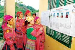 Dân chủ, đúng luật, an toàn, phấn khởi ảnh 7