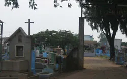 Nghĩa trang Bình Hưng Hòa: Mập mờ “đóng cửa”