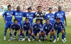 Chân dung nhà vô địch lượt đi ảnh 1