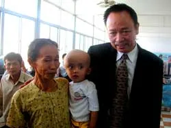 Thắp sáng ước mơ cho người khuyết tật ảnh 2