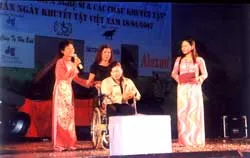 Dành phần đời còn lại cho các cháu khuyết tật