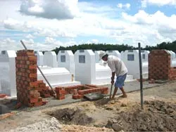 Thơ ở... nghĩa địa