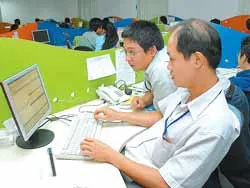Đường đến…1 tỷ USD