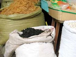 Tràn ngập ở thị trường TPHCM ảnh 2