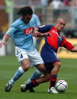 Napoli trở lại từ “địa ngục” ảnh 1